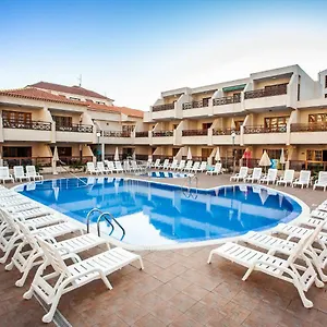  Appartamento Spectacular Renovated Apartment, 5 Min To Camison Beach, With Aircon